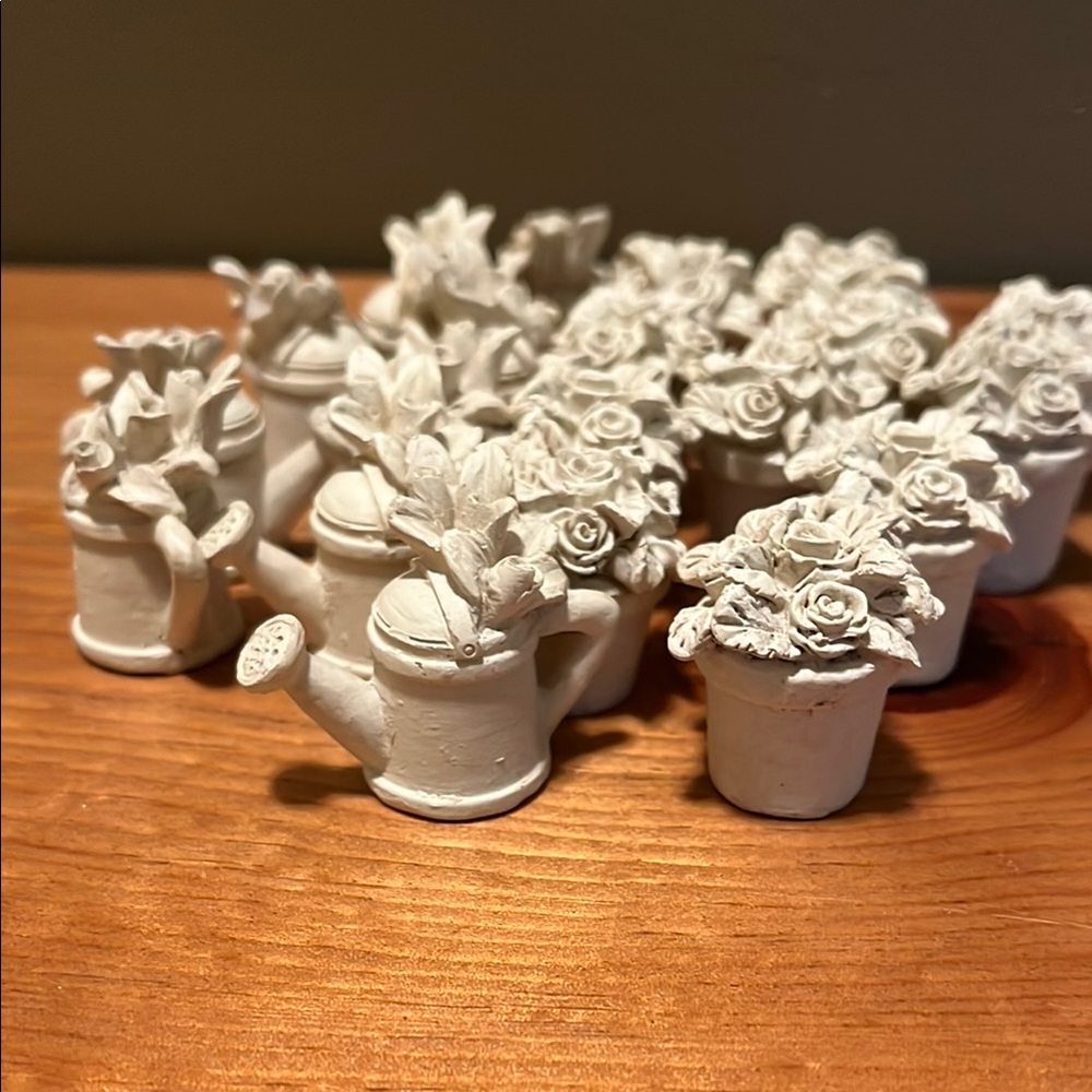 Miniature Flowerpots and Watering Can Set, total of 20
